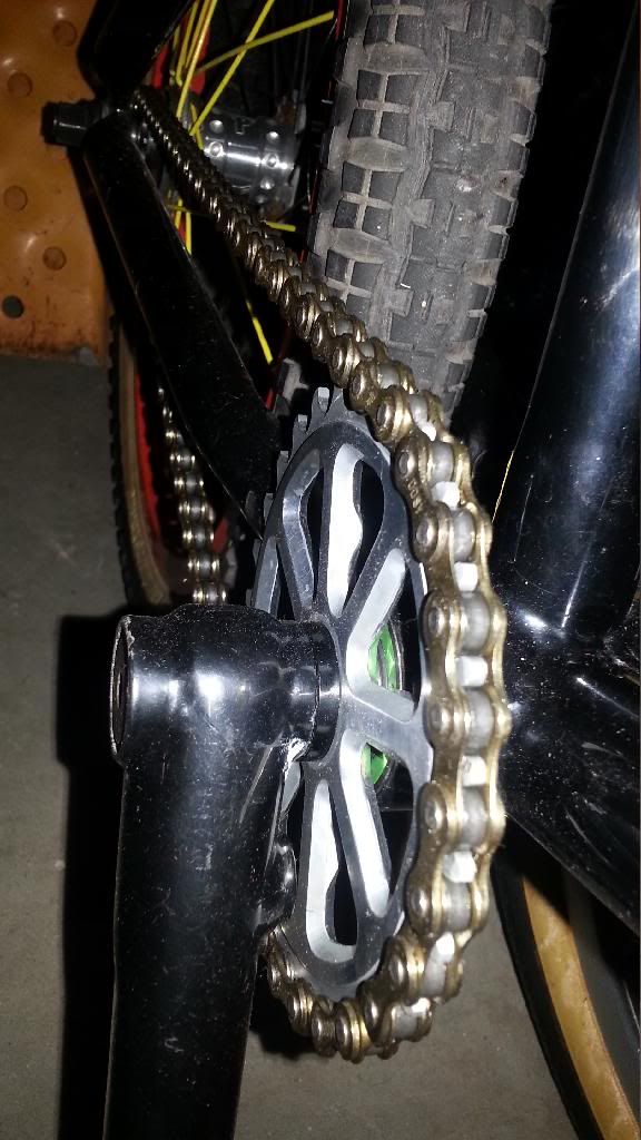 Anyone unhappy with their spline drive cranks/sprockets? BMXmuseum